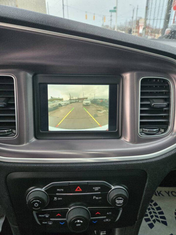 2019 Dodge Charger SXT