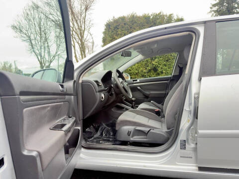 2006 Volkswagen Rabbit