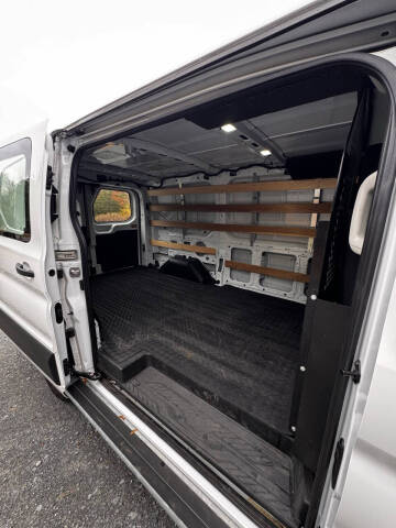 2024 Ford Transit 250