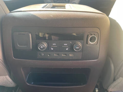 2017 GMC Yukon XL Denali