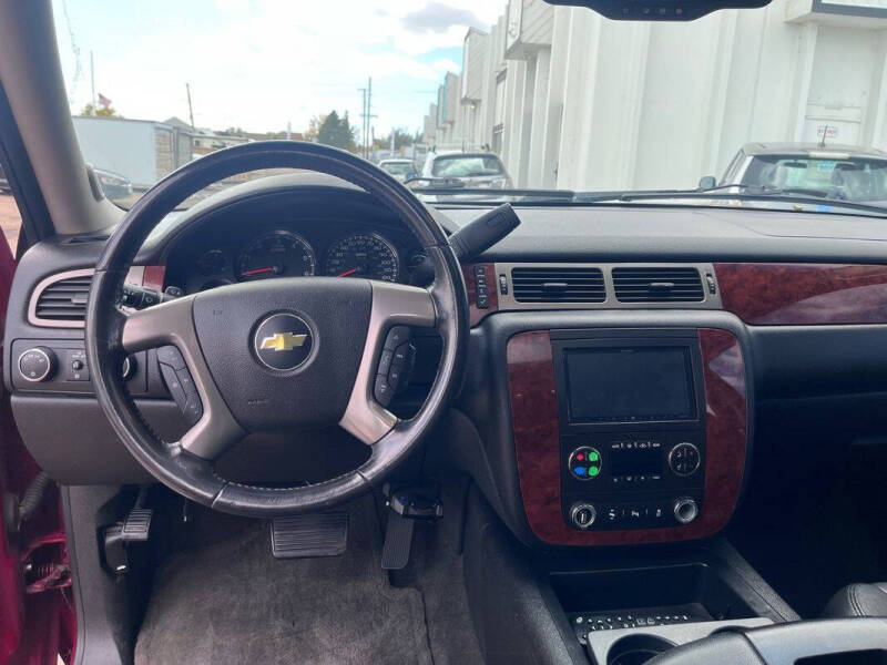 2013 Chevrolet Suburban LT