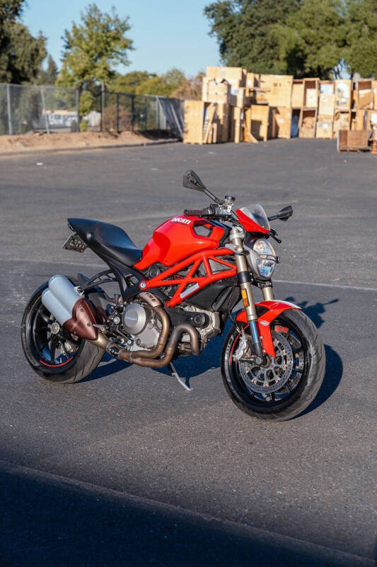 2013 Ducati Monster 1100 EVO