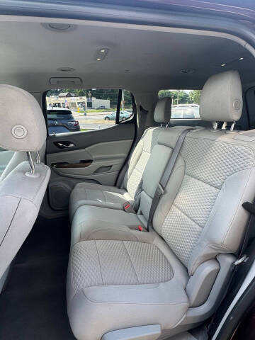 2017 GMC Acadia SLE-1