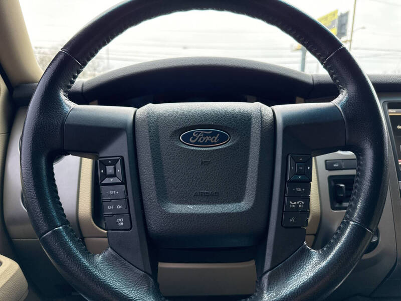2015 Ford Expedition XLT