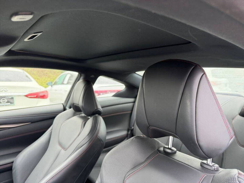 2022 Infiniti Q60 Red Sport 400