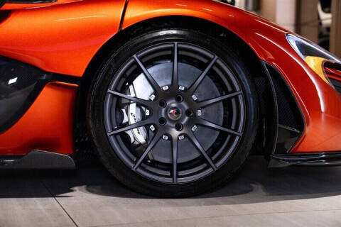 2014 McLaren P1