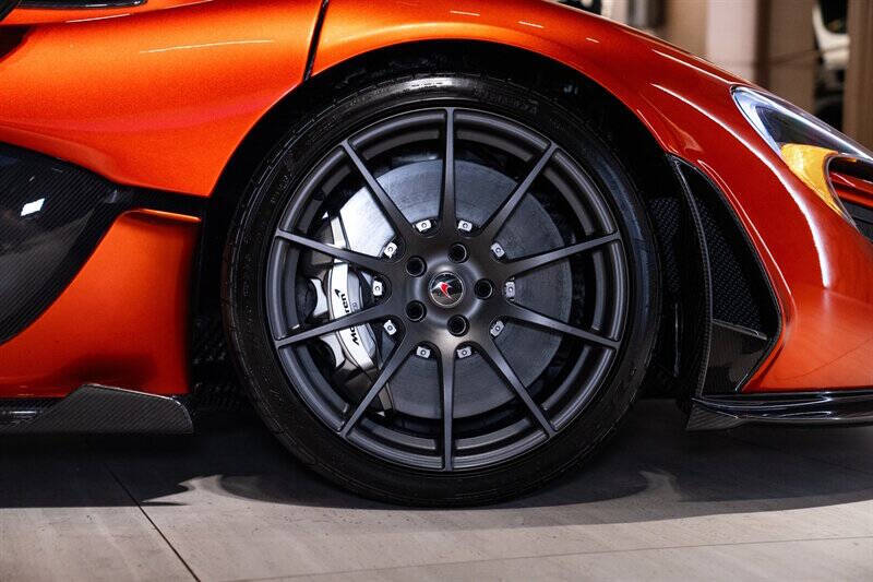 2014 McLaren P1