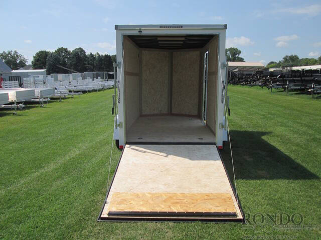 2027 RC Enclosed Cargo CS610SA