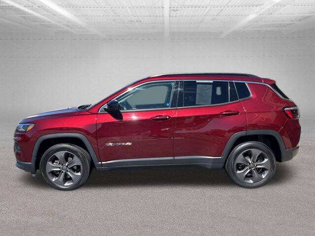 2022 Jeep Compass Latitude Lux