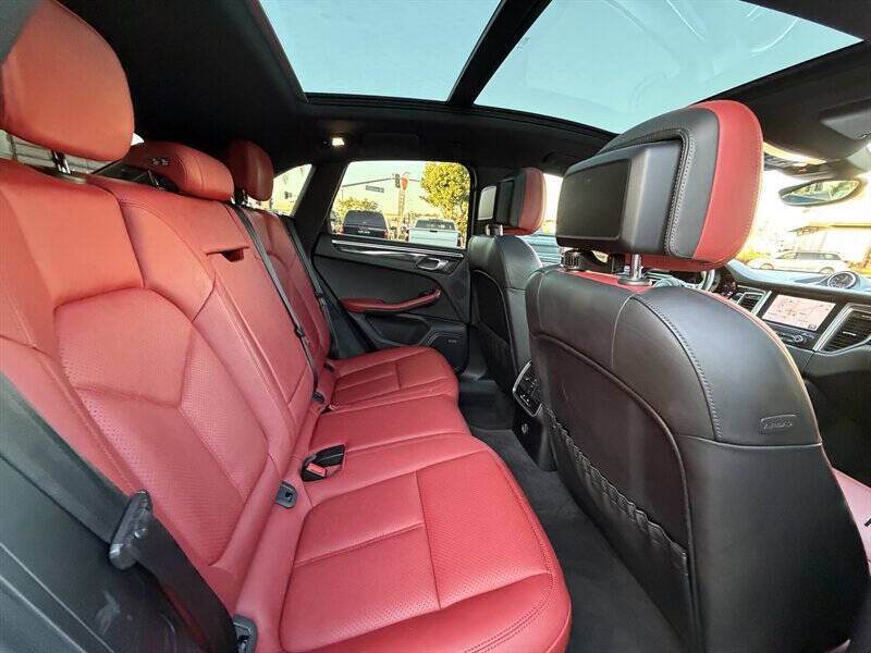2017 Porsche Macan S