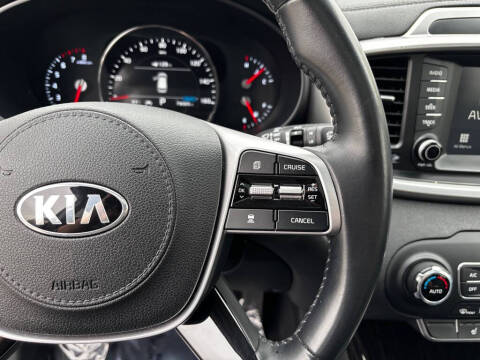 2020 Kia Sorento EX V6