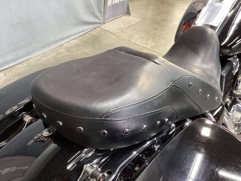 2021 Harley-Davidson Road King