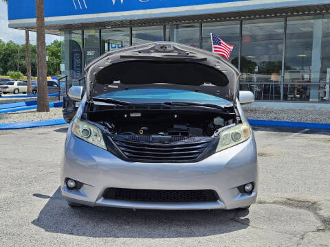 2017 Toyota Sienna