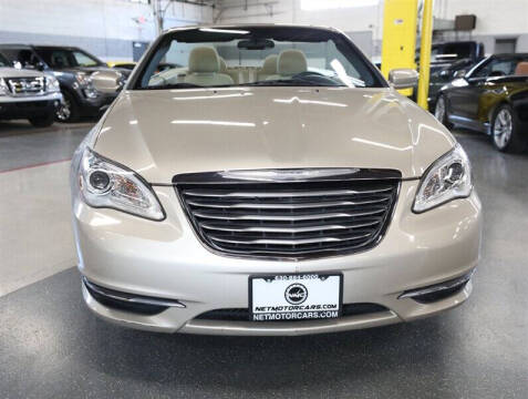 2013 Chrysler 200 Touring