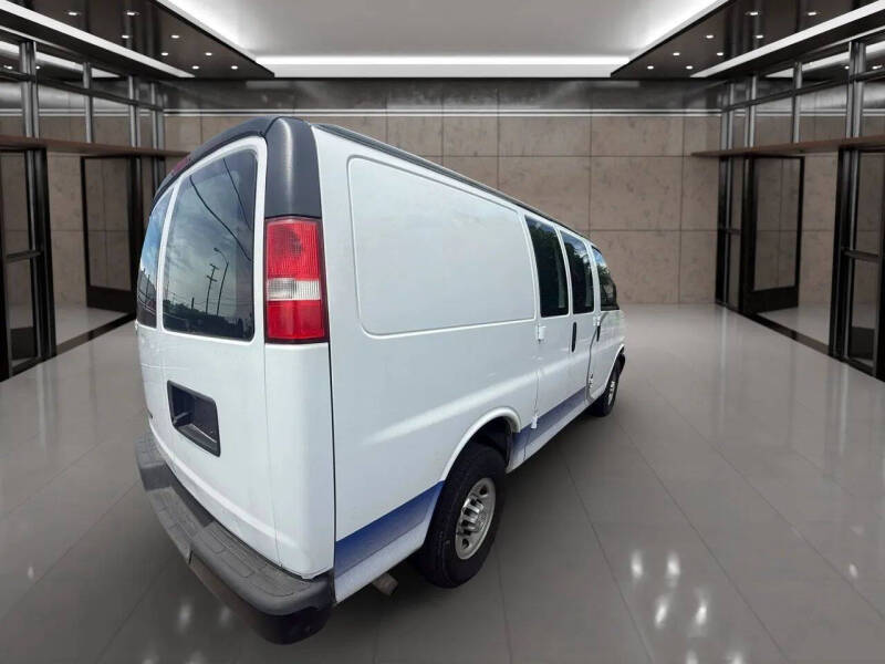 2017 Chevrolet Express 2500