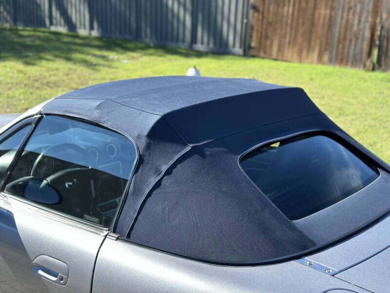 2003 Mazda MX-5 Miata