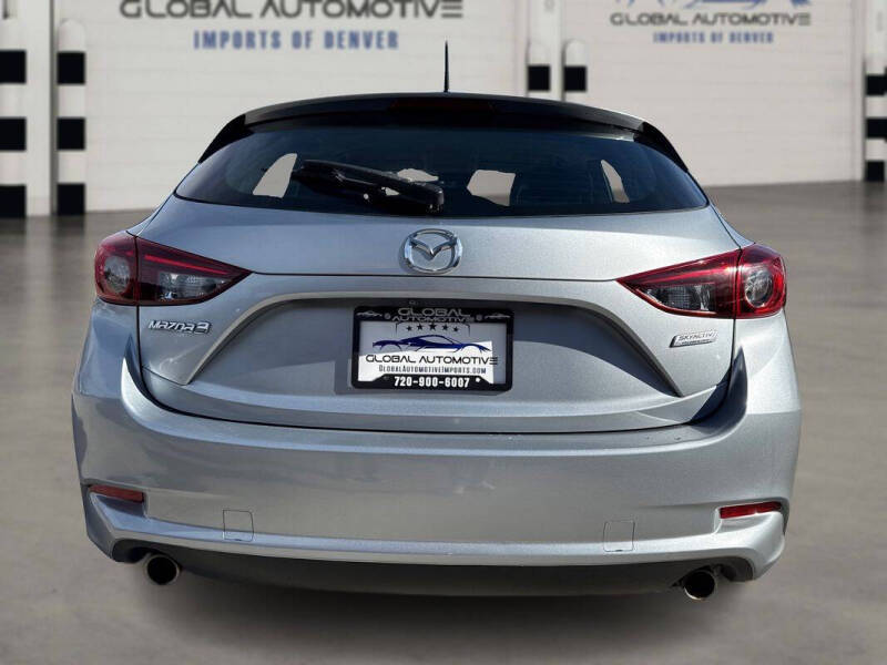 2018 Mazda MAZDA3 Touring