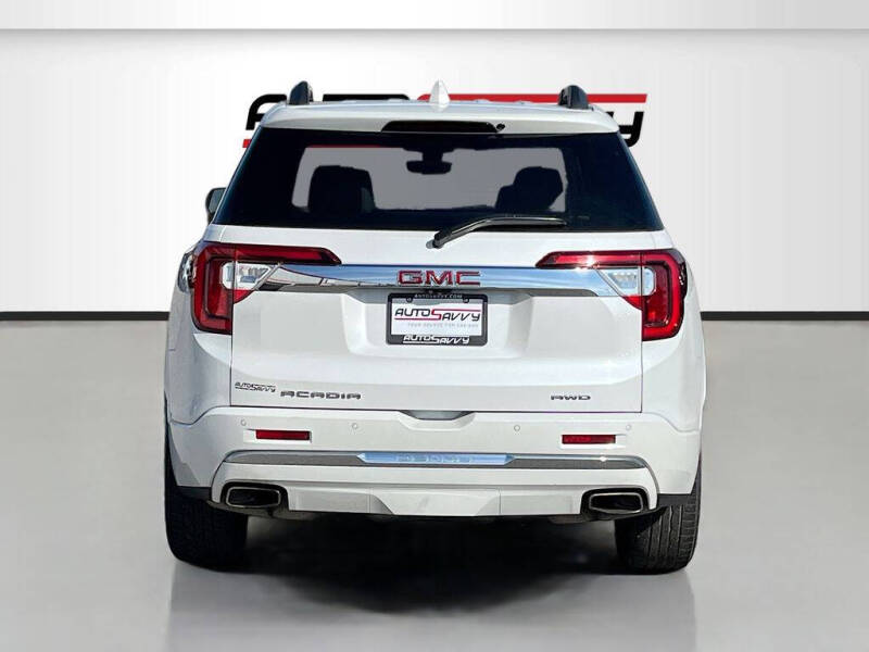 2022 GMC Acadia Denali