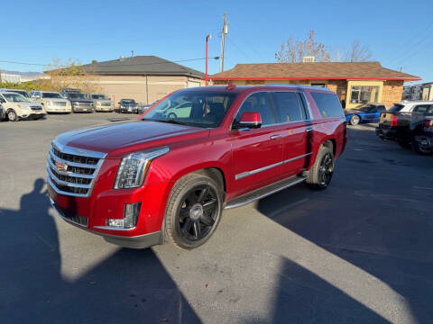 2017 Cadillac Escalade ESV Luxury