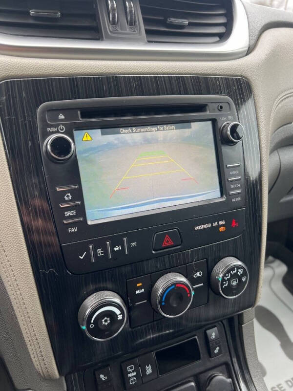 2016 Chevrolet Traverse LT