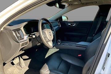 2024 Volvo S60 B5 Core Dark Theme