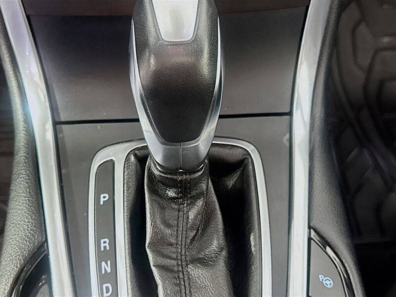 2016 Ford Edge Titanium