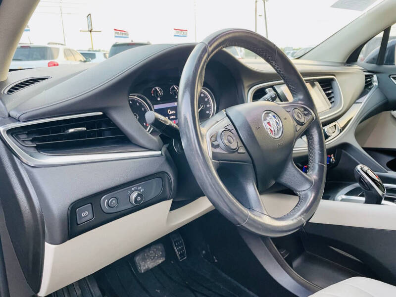 2020 Buick Enclave Essence