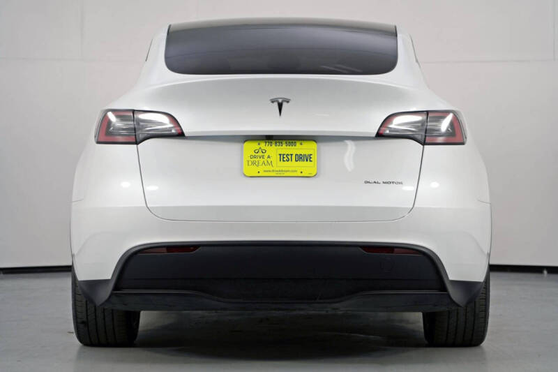 2023 Tesla Model Y Long Range