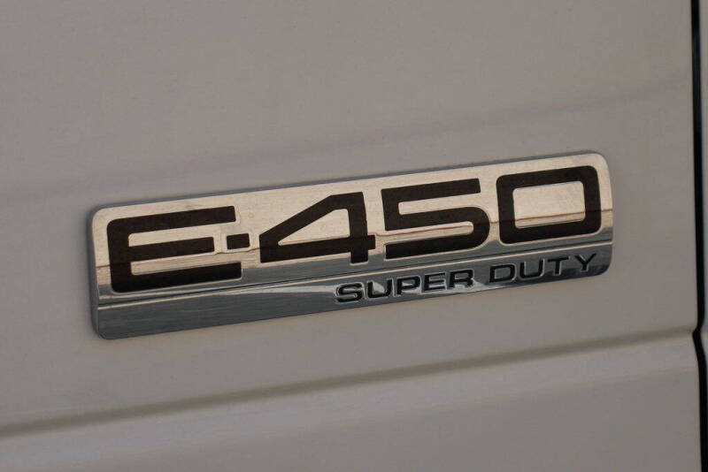 2023 Ford E-Series
