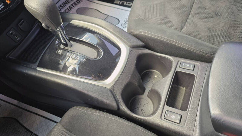 2016 Nissan Rogue SL