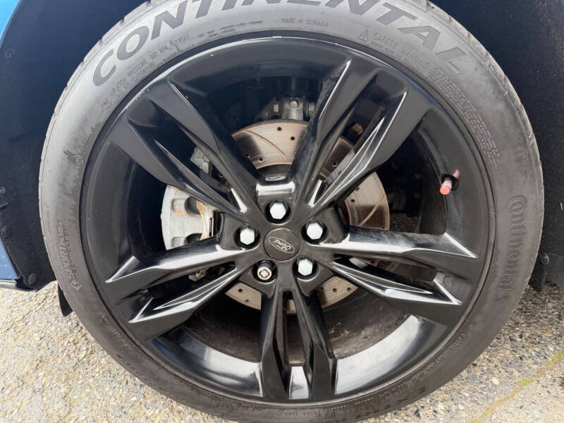 2019 Ford Edge ST
