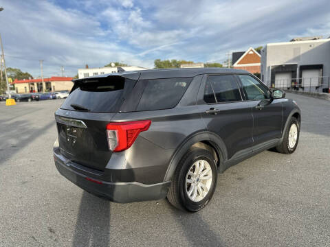 2020 Ford Explorer