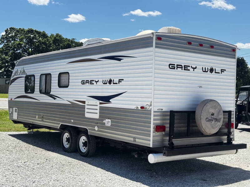 2011 Forest River Grey Wolf