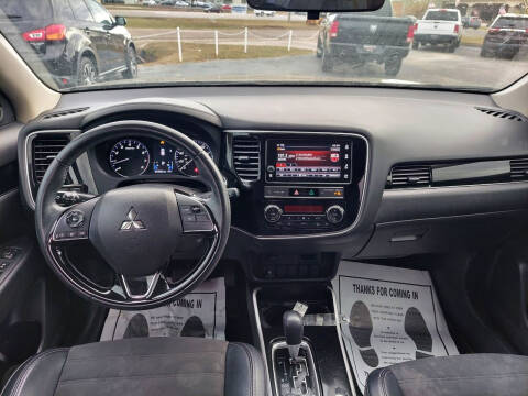 2019 Mitsubishi Outlander SE