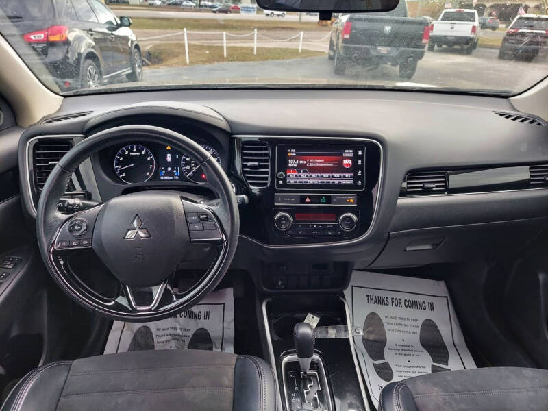 2019 Mitsubishi Outlander SE