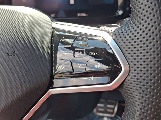 2024 Volkswagen Golf GTI Autobahn