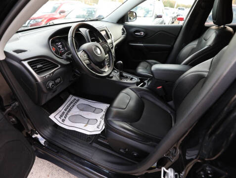 2019 Jeep Cherokee Latitude Plus