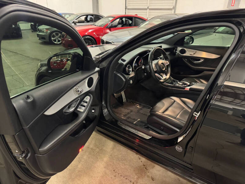 2016 Mercedes-Benz C-Class