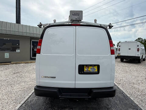 2023 Chevrolet Express 2500