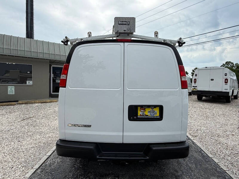 2023 Chevrolet Express 2500