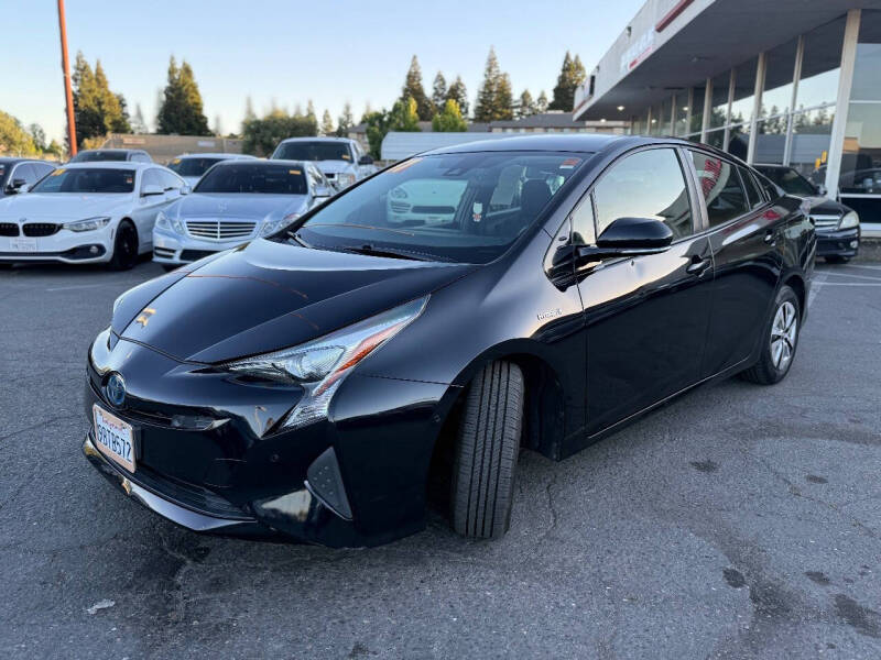 2017 Toyota Prius Two