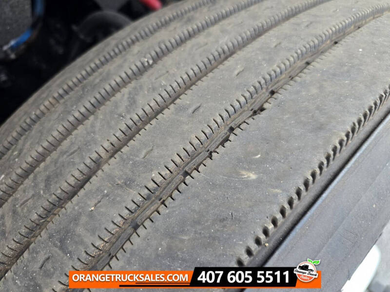 2016 Freightliner M2 106