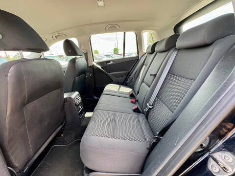 2011 Volkswagen Tiguan SE 4Motion