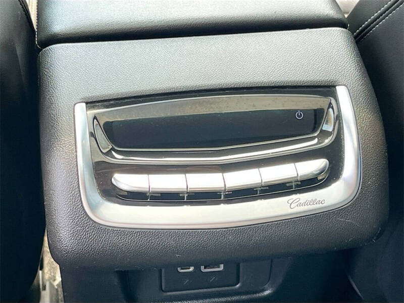 2022 Cadillac XT6 Premium Luxury