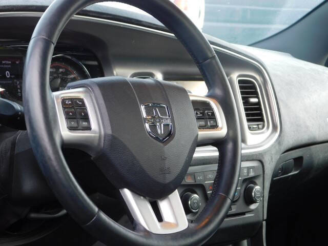 2014 Dodge Charger SXT Plus