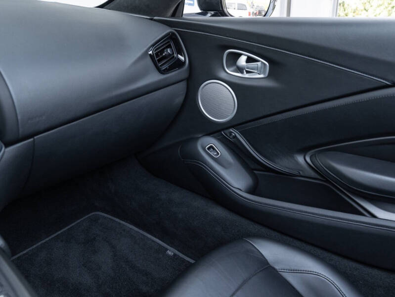 2021 Aston Martin Vantage