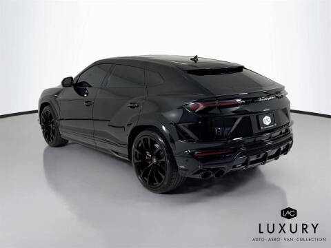 2024 Lamborghini Urus S