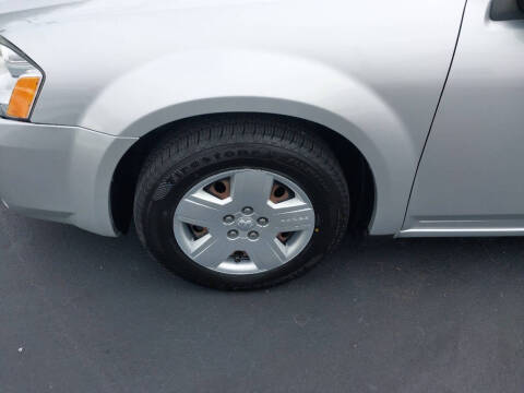 2008 Dodge Avenger SE