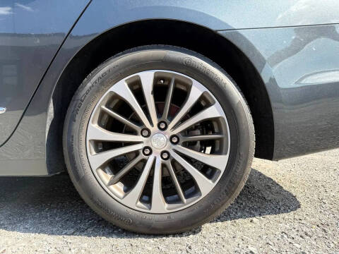 2017 Buick LaCrosse Essence