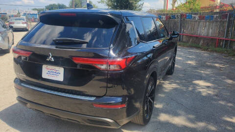 2022 Mitsubishi Outlander ES